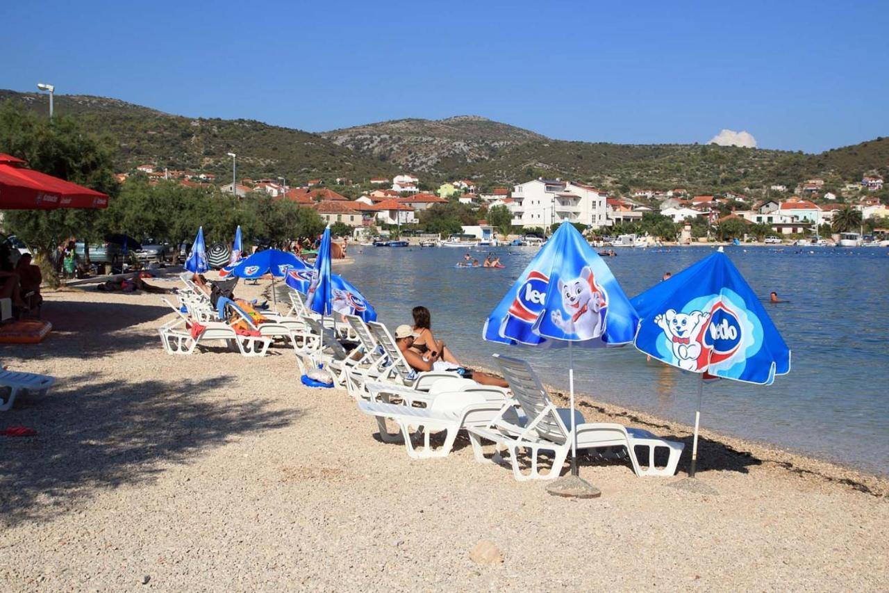 Apartments By The Sea Vinisce, Trogir - 5229 Exterior foto