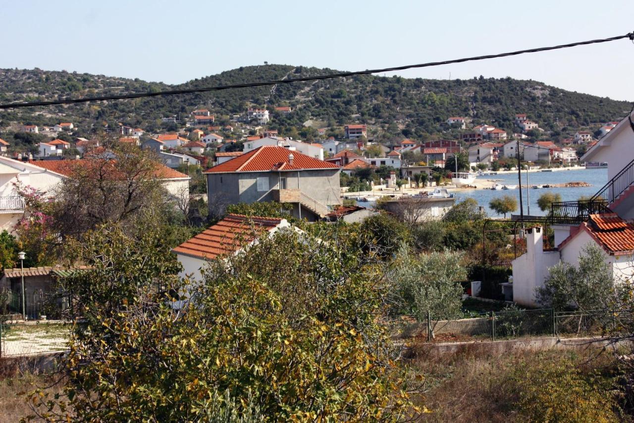 Apartments By The Sea Vinisce, Trogir - 5229 Exterior foto